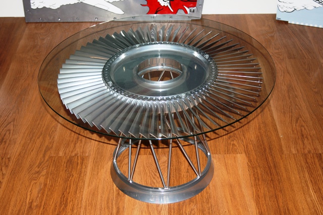 Rolls Royce Fan Blade table higher base